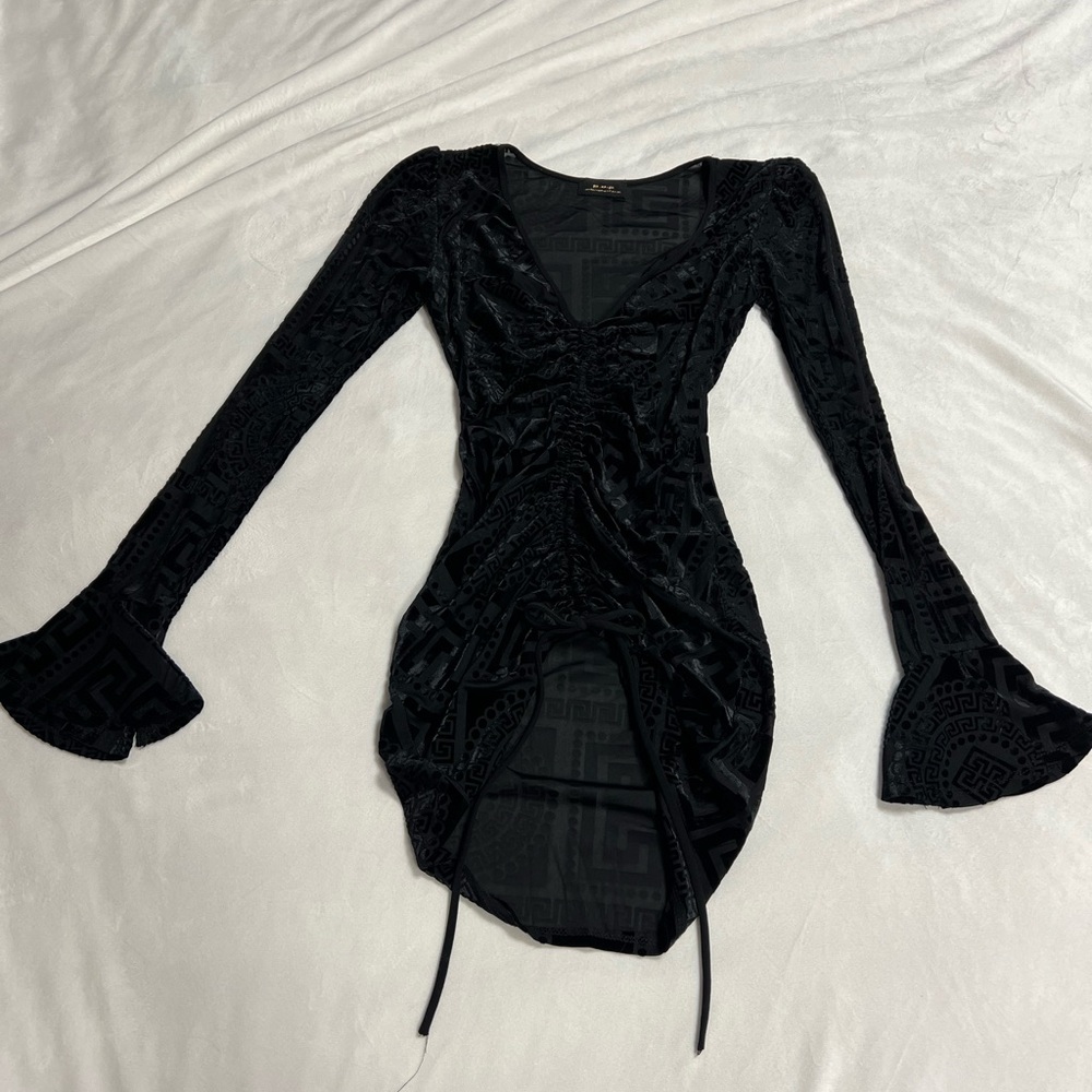 Long sleeve velvet dress